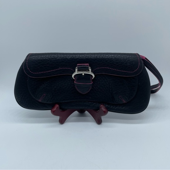 Vintage Handbags - Vintage Cole Haan Y2K Wristlet